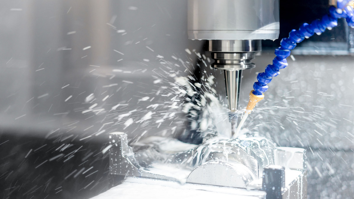 The Future of Vertical CNC Milling Machines: Advancements and Applications