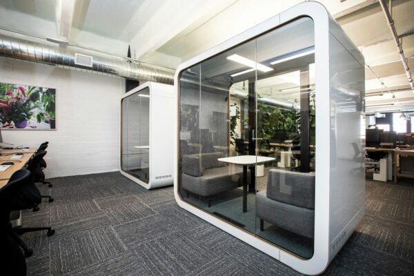 Enhancing Employee Productivity: The Role of Modular Office Booths in Modern Workspaces