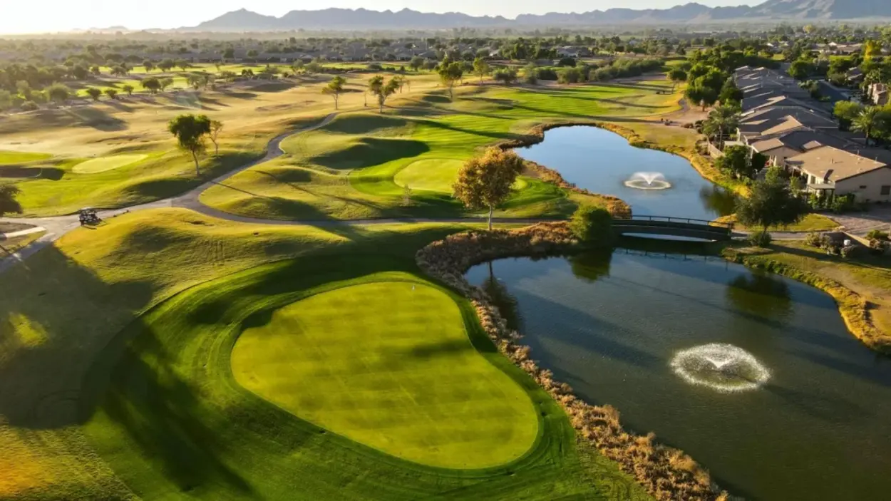 Crafting an Unforgettable Golf Getaway: Essential Tips for Every Enthusiast