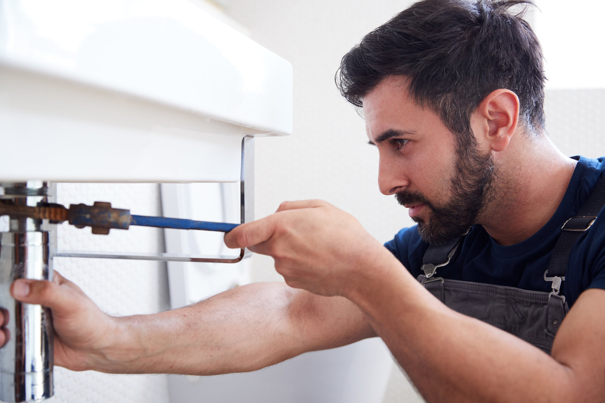 Simple Steps to Maintain Your Home's Plumbing for Long-Lasting Efficiency