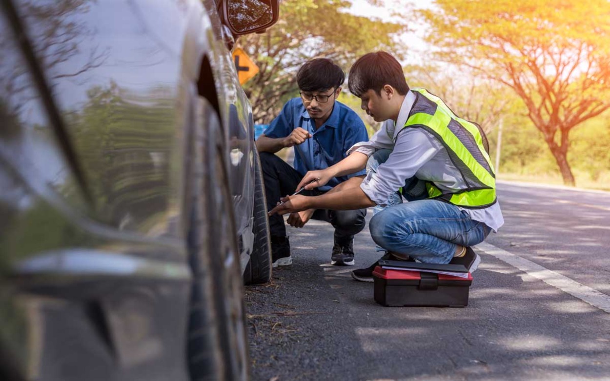 Understanding Roadside Assistance: What You Need to Know