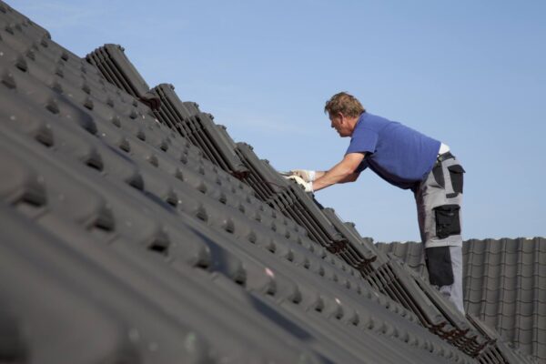 Building Resilience: Insights into Quality Roofing Practices