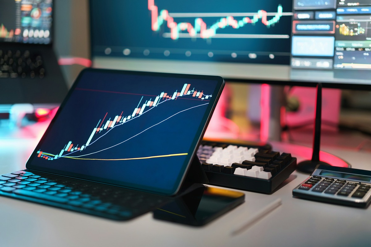 The influence of market trends on the price Charalabush