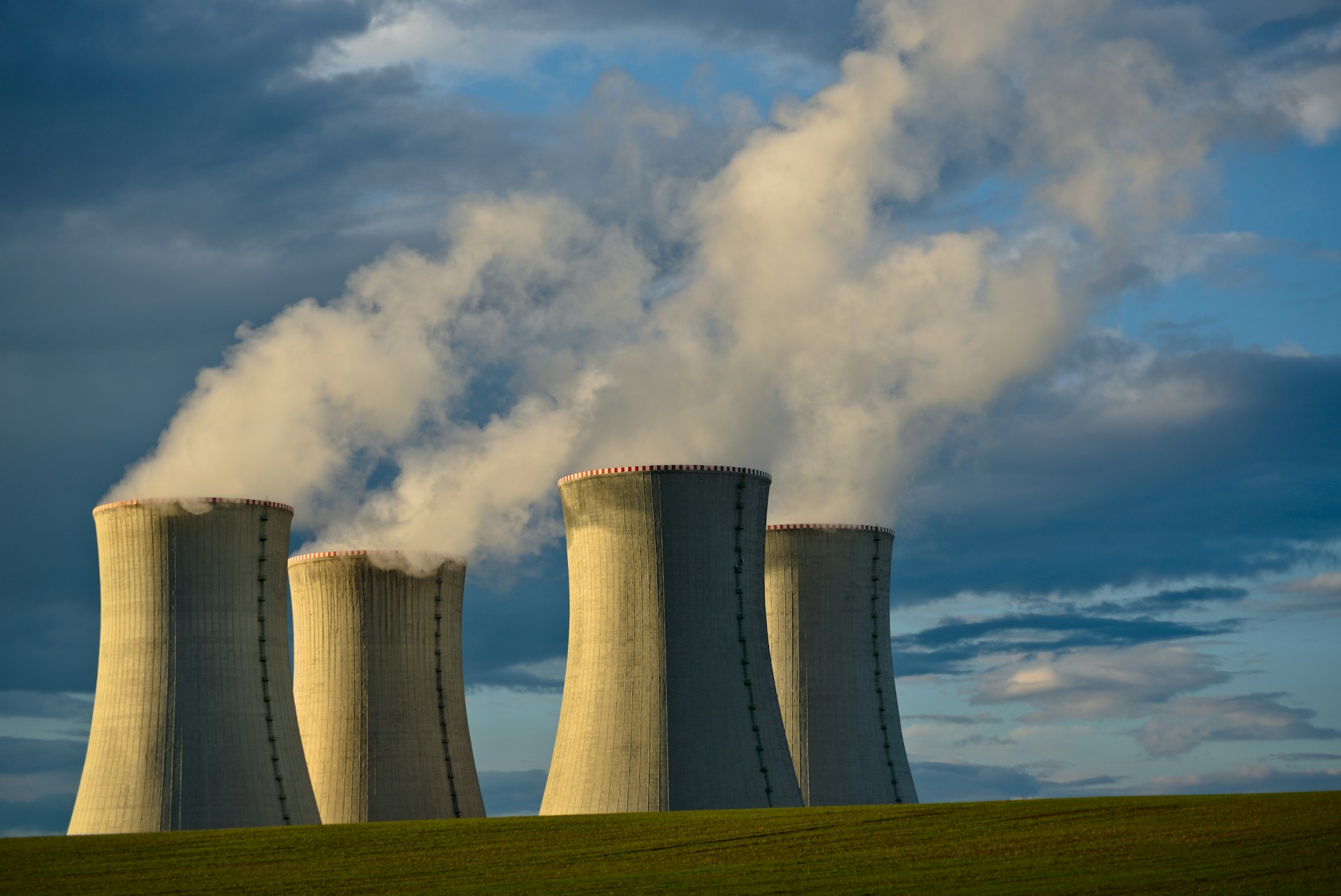 How Much Does It Cost to Replace a Cooling Tower? Essential Insights