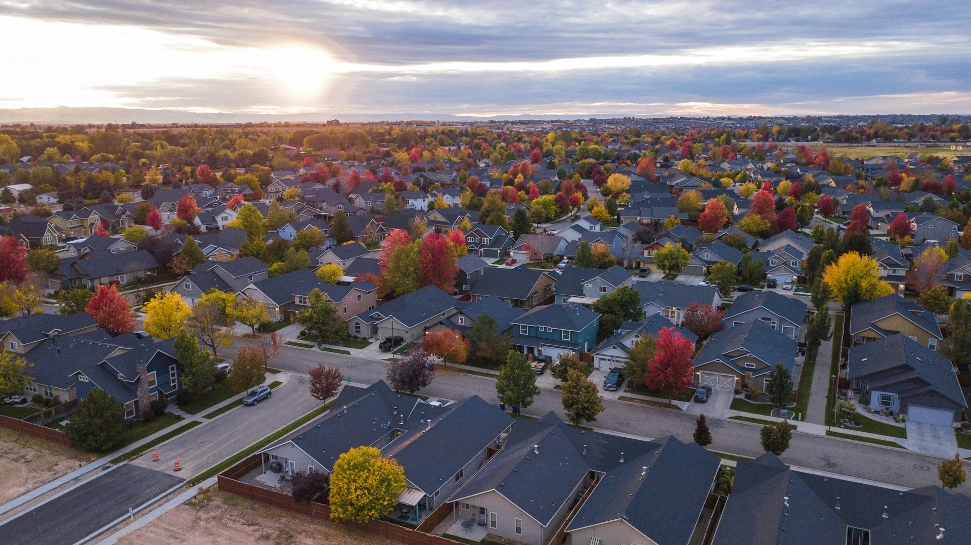 Neighborhood Hunting 101: How to Research, Visit, and Assess Communities Before Buying a Home